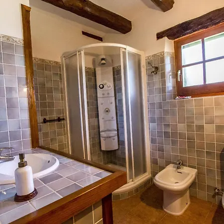 Catalunya Casas Timeless Elegance Near Barcelona, 14 Min To Santa Oliva
