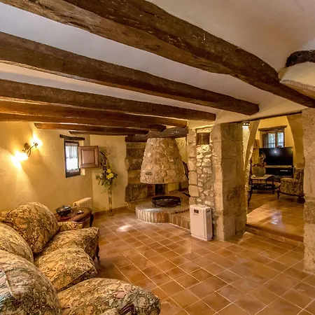 Catalunya Casas Timeless Elegance Near Barcelona, 14 Min To Santa Oliva