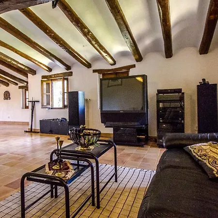 Catalunya Casas Timeless Elegance Near Barcelona, 14 Min To *