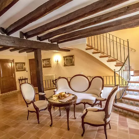 Catalunya Casas Timeless Elegance Near Barcelona, 14 Min To * Santa Oliva
